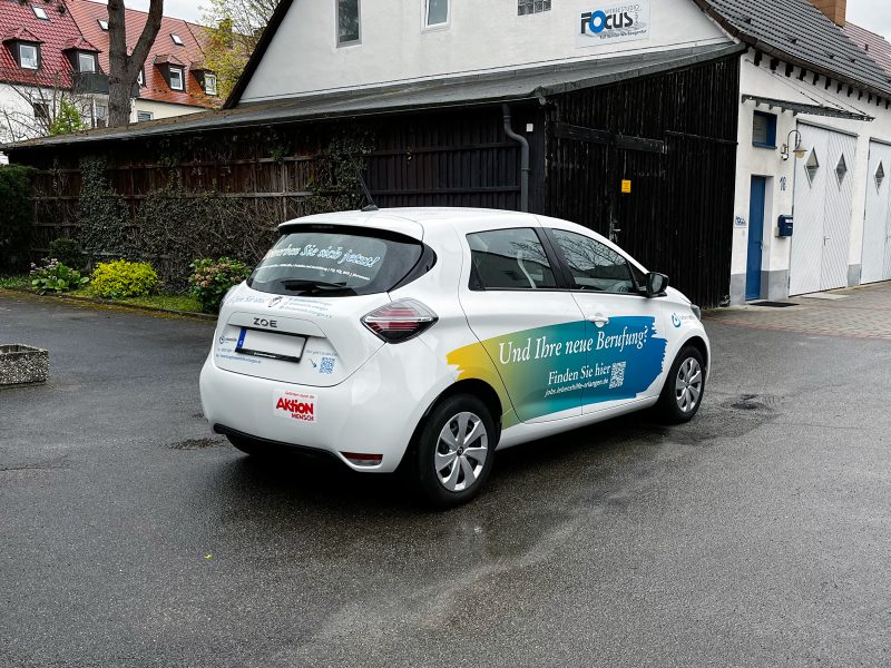 Renault ZOE mit Digitaldruckfolien Heck und Beifahrerseite